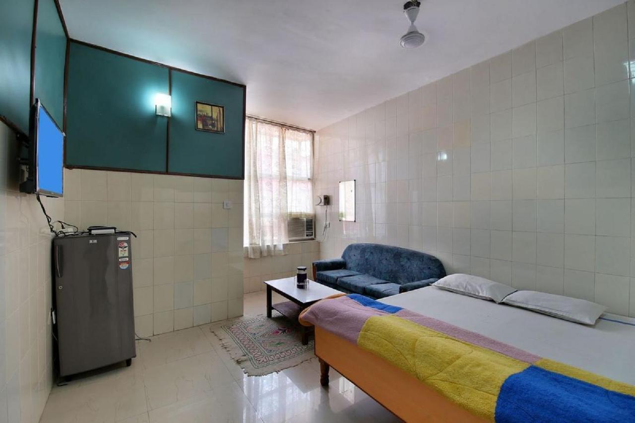 Staywell Hotel Pathānkot 外观 照片